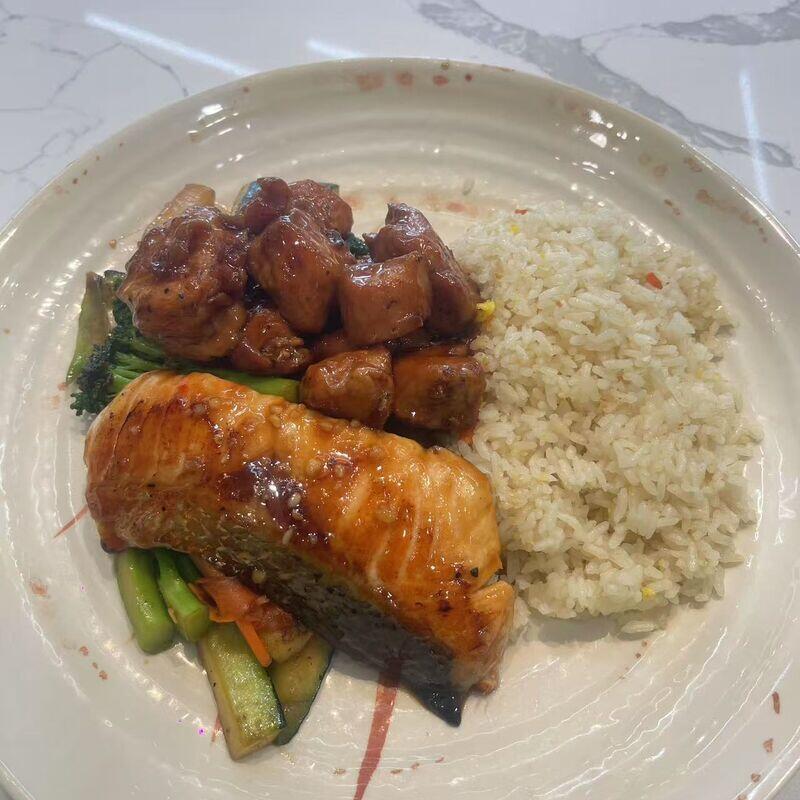 Chicken N Salmon hibachi